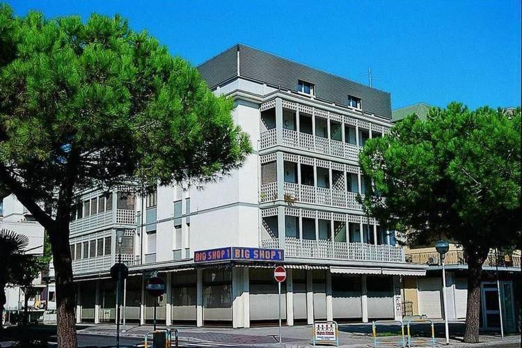 Hotel San Carlo Lignano Sabbiadoro Esterno foto