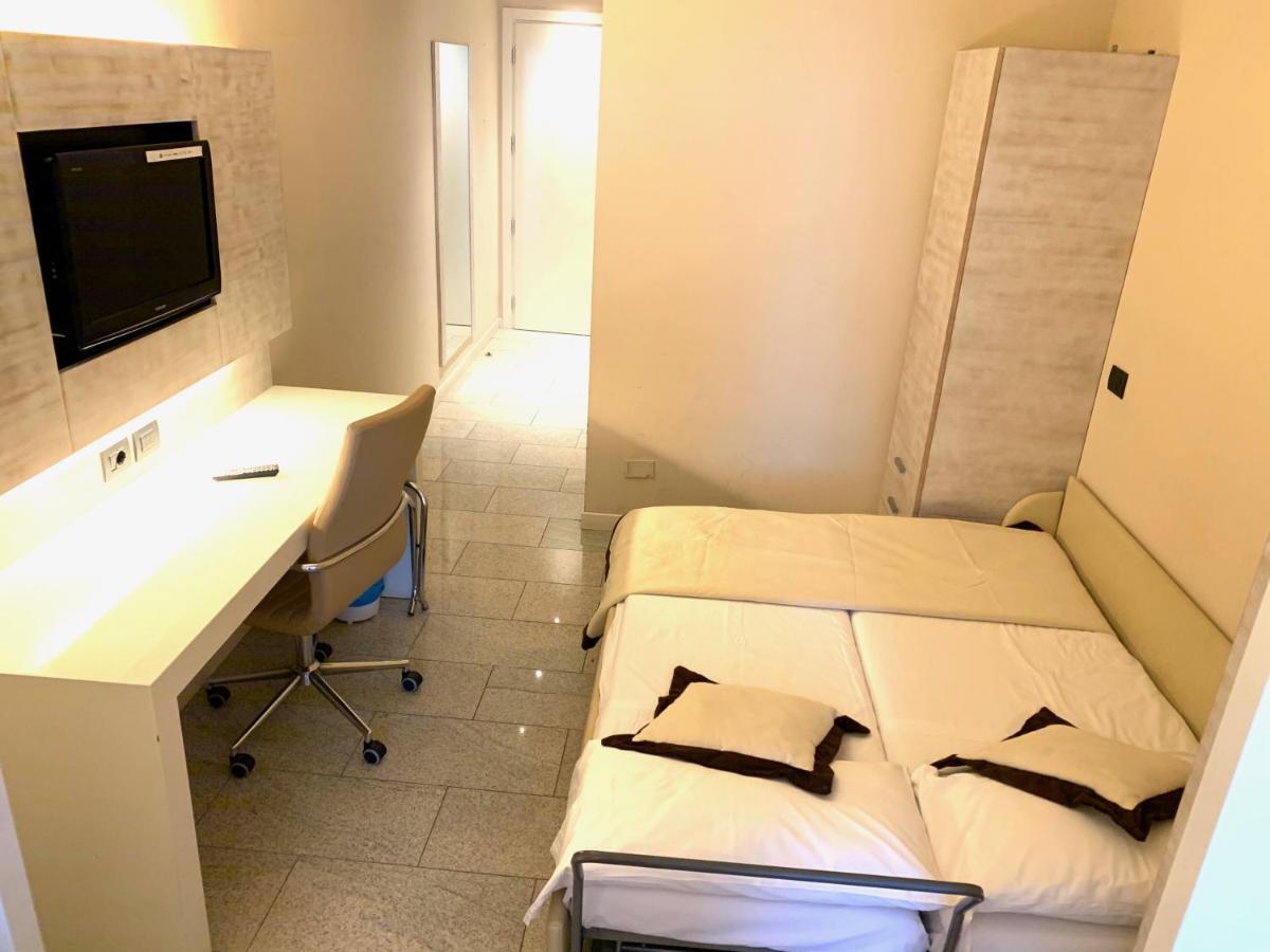 Hotel San Carlo Lignano Sabbiadoro Esterno foto